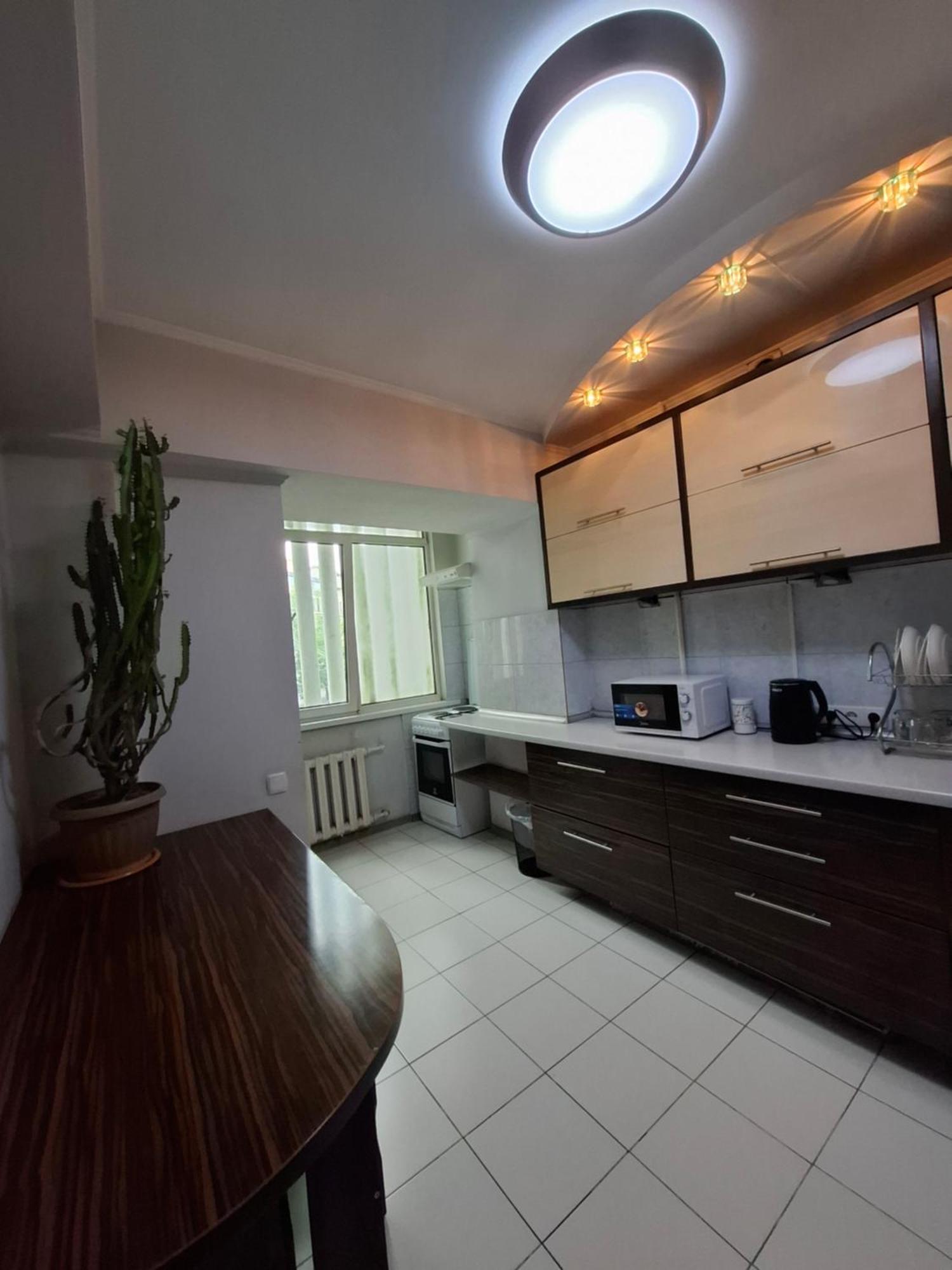 Apartment In Street Kievskaya 49 Bishkek Ngoại thất bức ảnh