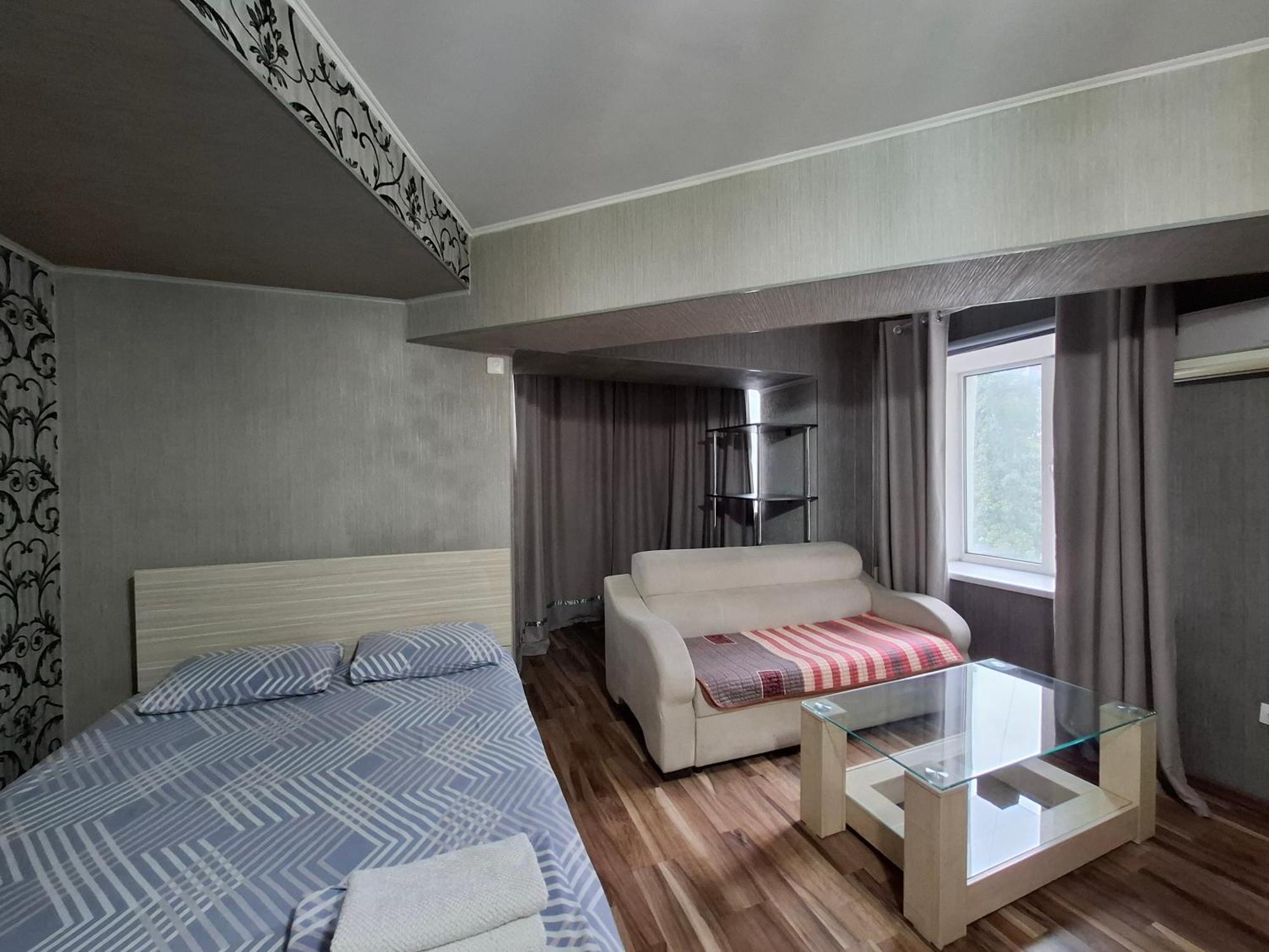 Apartment In Street Kievskaya 49 Bishkek Ngoại thất bức ảnh